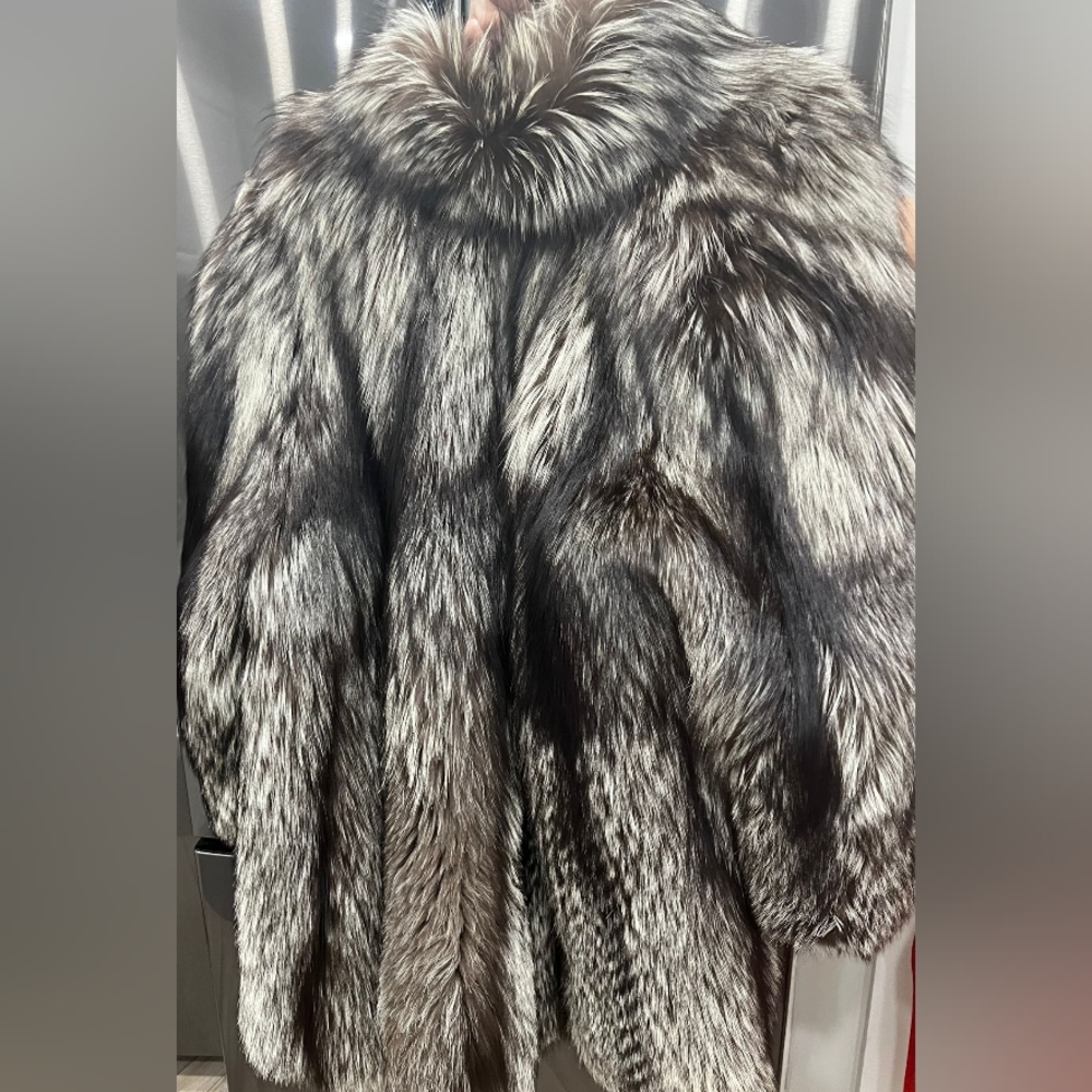 Conbipel fur coat